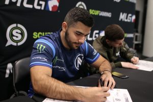 EnVyUs_SCUF_Signing_Booth_CoD_Champs